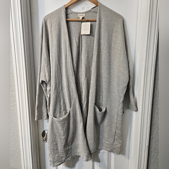 NWT Donni. Duster - Picture 1 of 5
